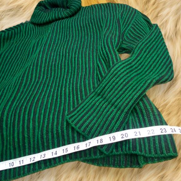 Zara knit Green Black Striped Turtleneck Sweater Size Med - Picture 3 of 6